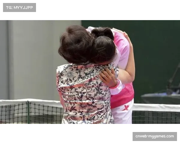 吴愉夺冠后与儿子相拥，泪洒赛场圆梦全运