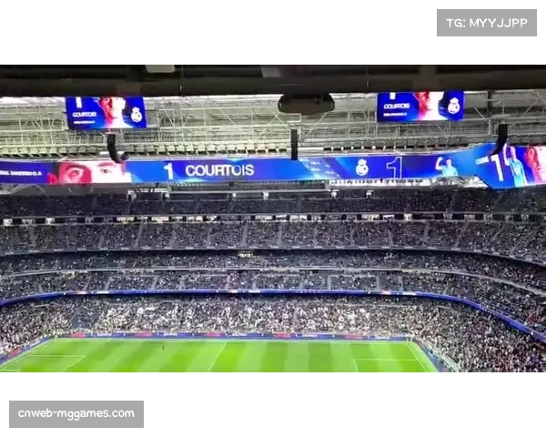 伯纳乌球迷半场嘘声四起，姆巴佩点球破僵后全场沸腾